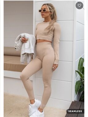 White Fox Boutique Coffee Date Seamless High-Waist Leggings in Sand